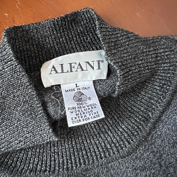 VIntage Men’s wool Alfani mockneck sweater - Picture 9 of 10